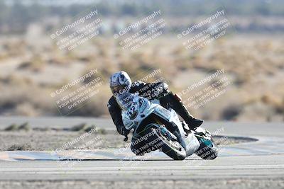 media/Dec-07-2025-CVMA (Sun) [[3e7d2de5dc]]/Race 12- Formula 40 MW and LW/